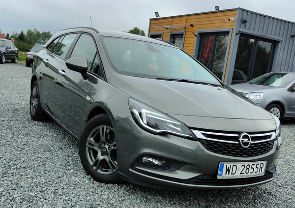 Opel Astra cena 46999 przebieg: 112000, rok produkcji 2006 z Elbląg małe 92